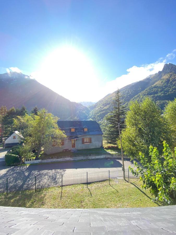 Joli Chalet 60M2 Proche Du Centre. Parking. Balcon Cauterets Bagian luar foto