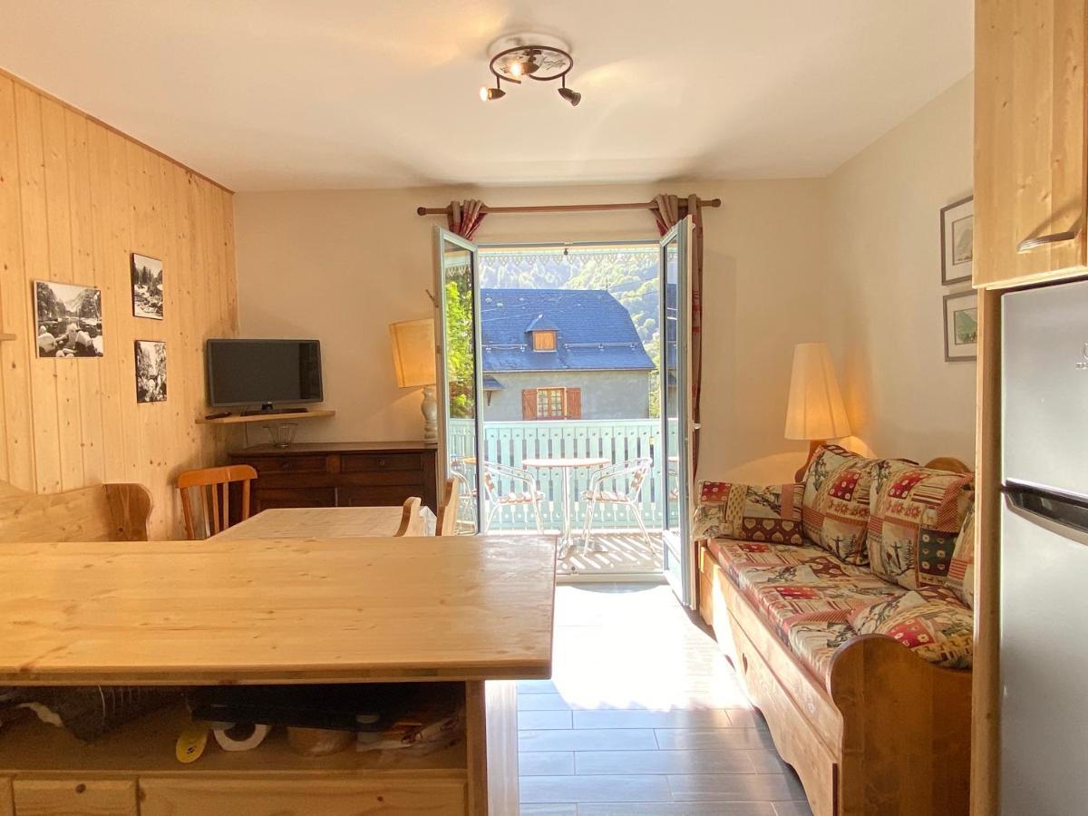 Joli Chalet 60M2 Proche Du Centre. Parking. Balcon Cauterets Bagian luar foto